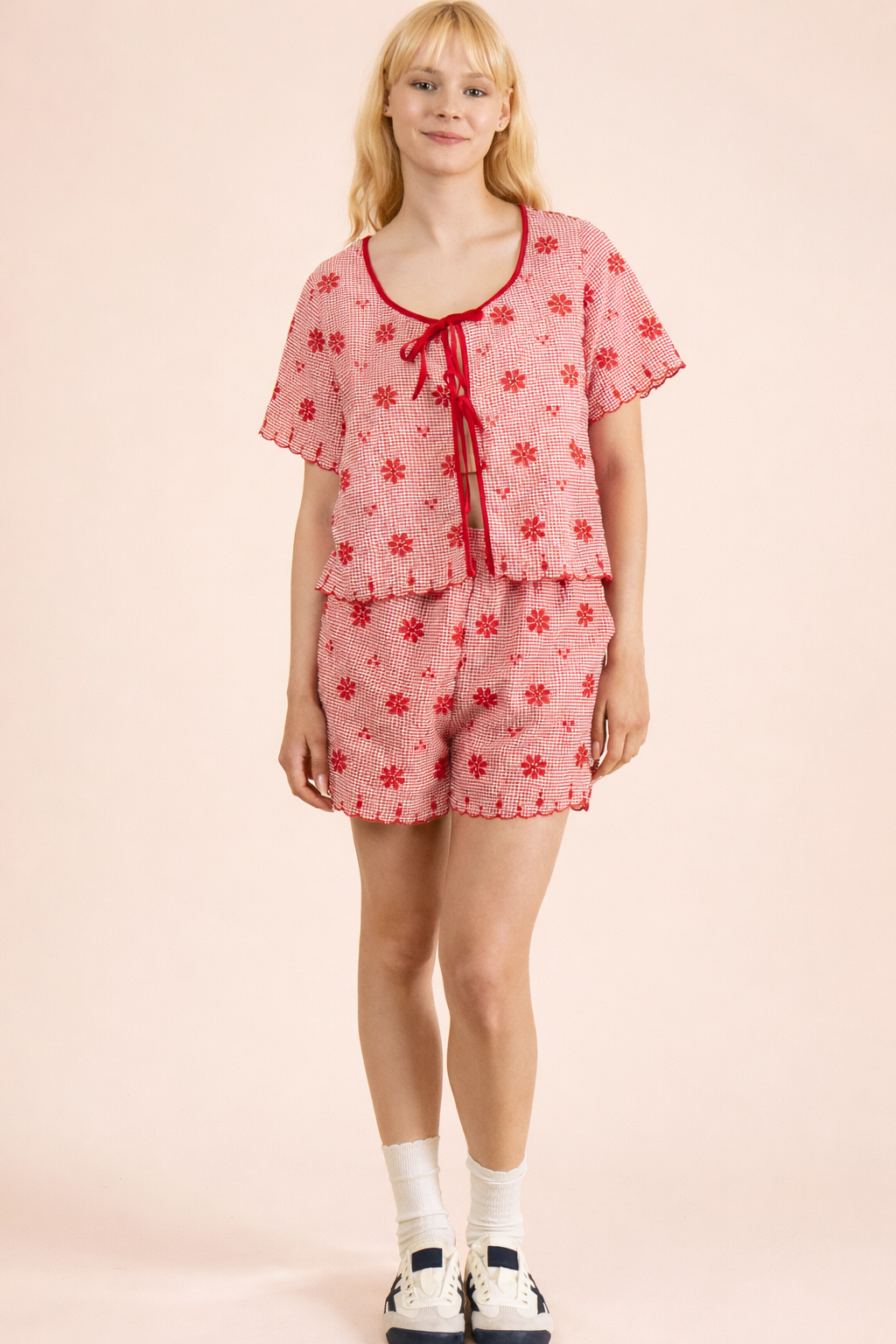 Floral Embroidery Woven Top & Shorts Set: RED