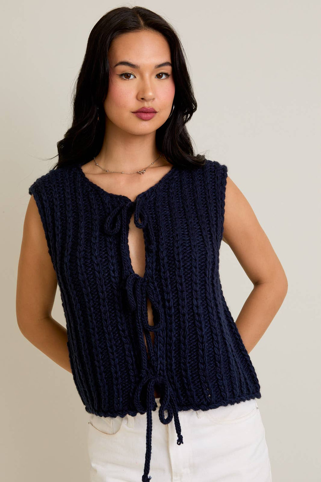 ROUND NECK FRONT TIE CHUNKY SWEATER VEST: LT BLUE