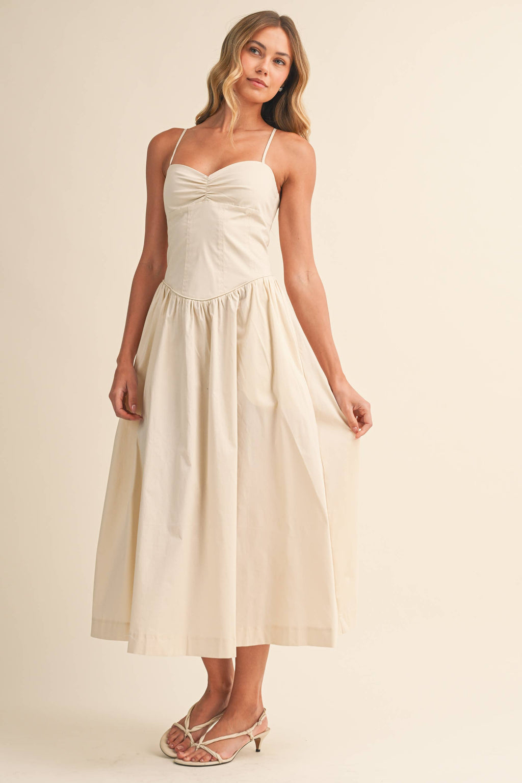 POPLINE SWEETHEART SLEEVELESS MIDI DRESS: Beige