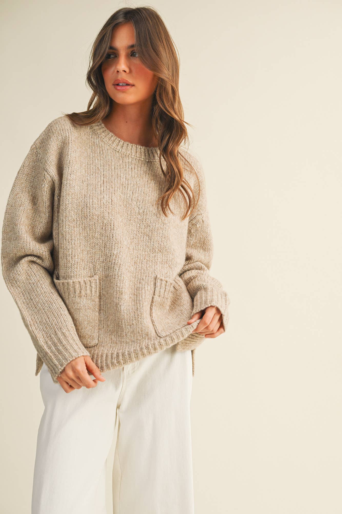 FRONT PATCH POCKET SWEATER TOP: TAUPE / S