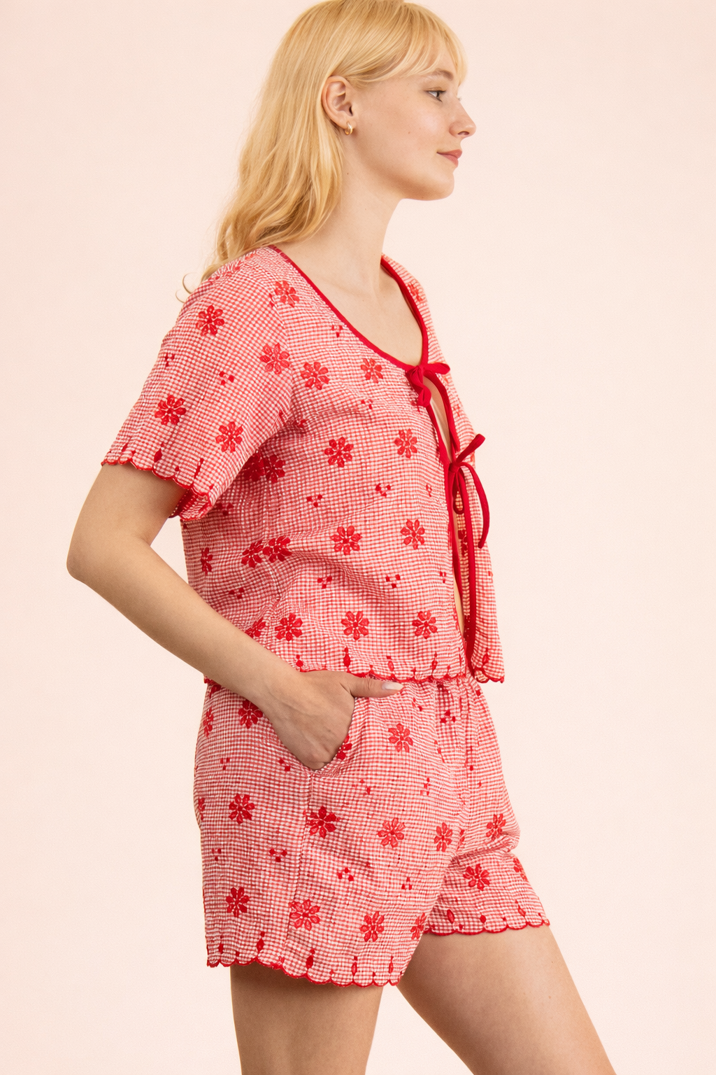 Floral Embroidery Woven Top & Shorts Set: RED
