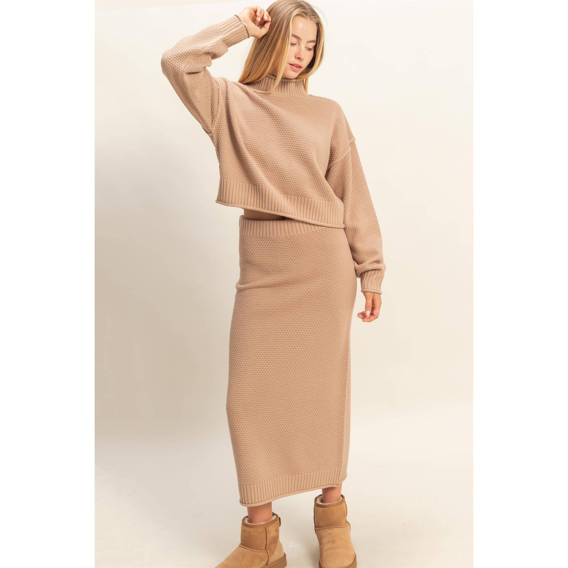 Textured High Neck Sweater & Skirt Set: DARK TAUPE / S-M-L(2-2-2)