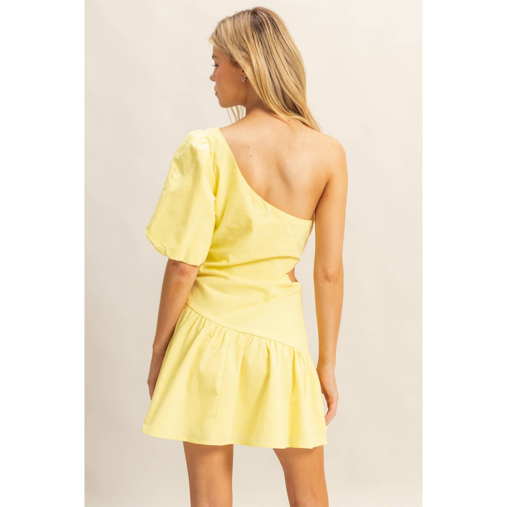 One Shoulder Tiered Cutout Mini Dress: YELLOW