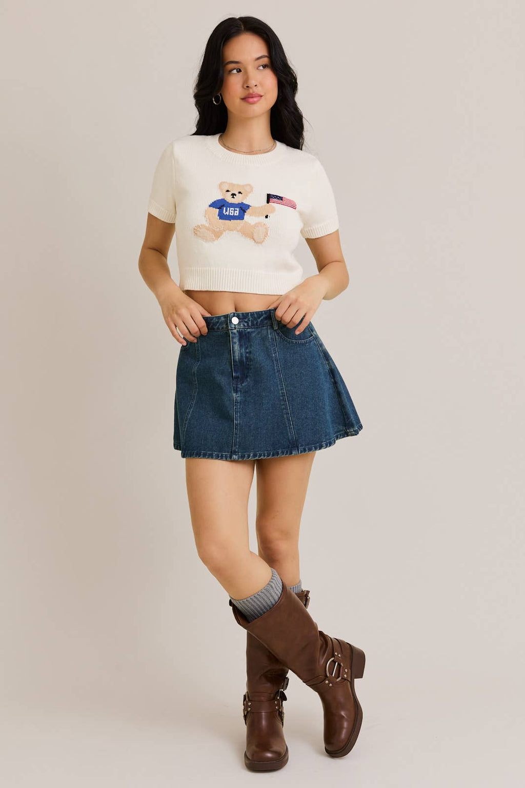TEDDY BEAR WITH USA FLAG" GRAPHIC CREW NECK SWEATER TOP
