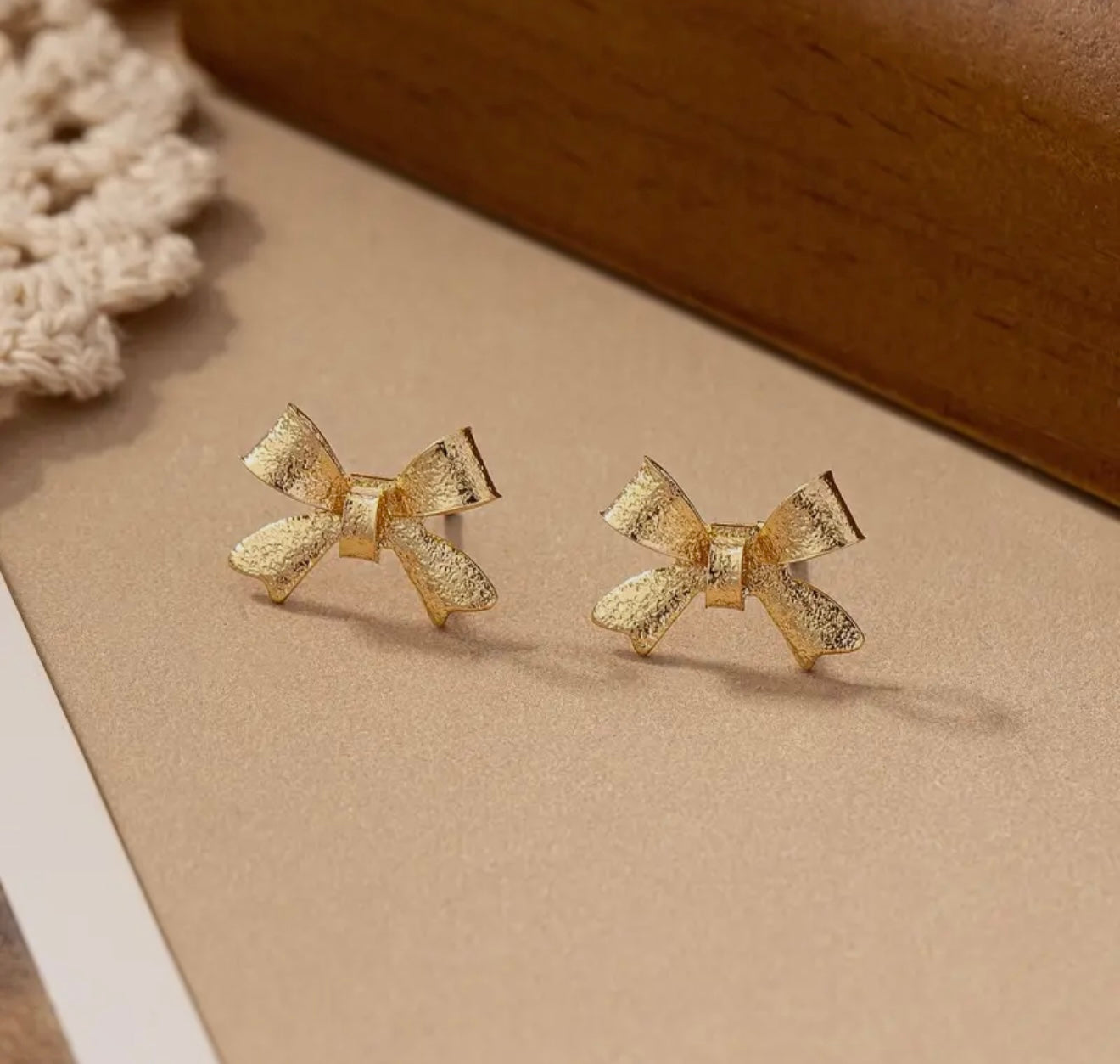 Bow Alloy Earrings
