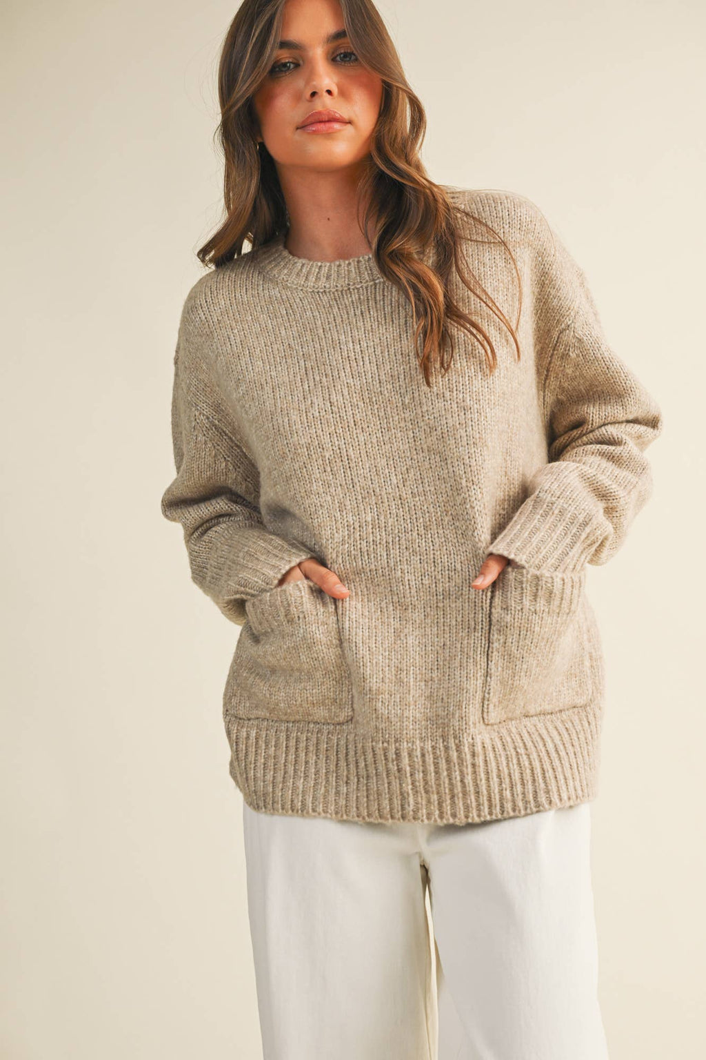 FRONT PATCH POCKET SWEATER TOP: TAUPE / S