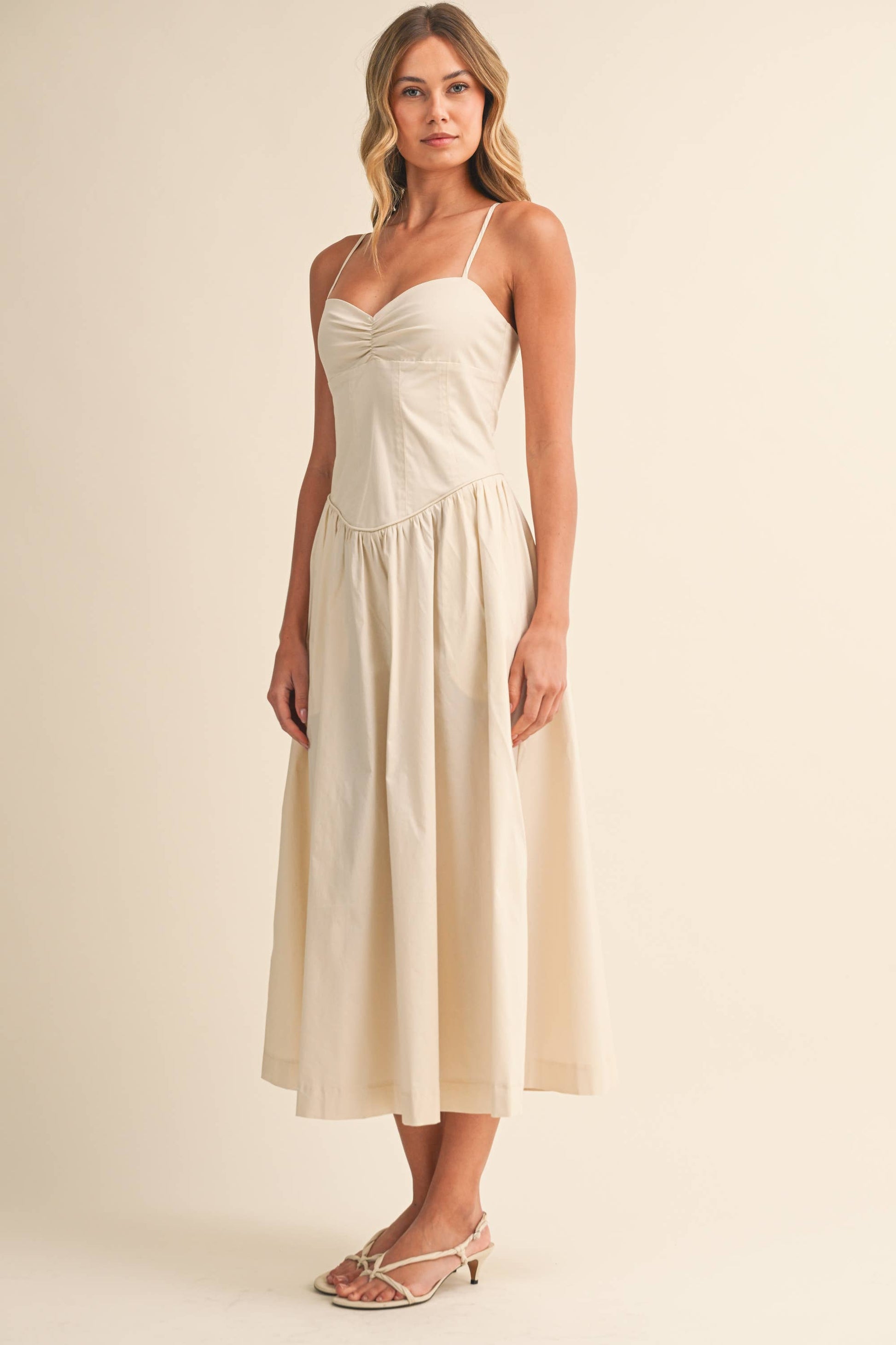 POPLINE SWEETHEART SLEEVELESS MIDI DRESS: Beige