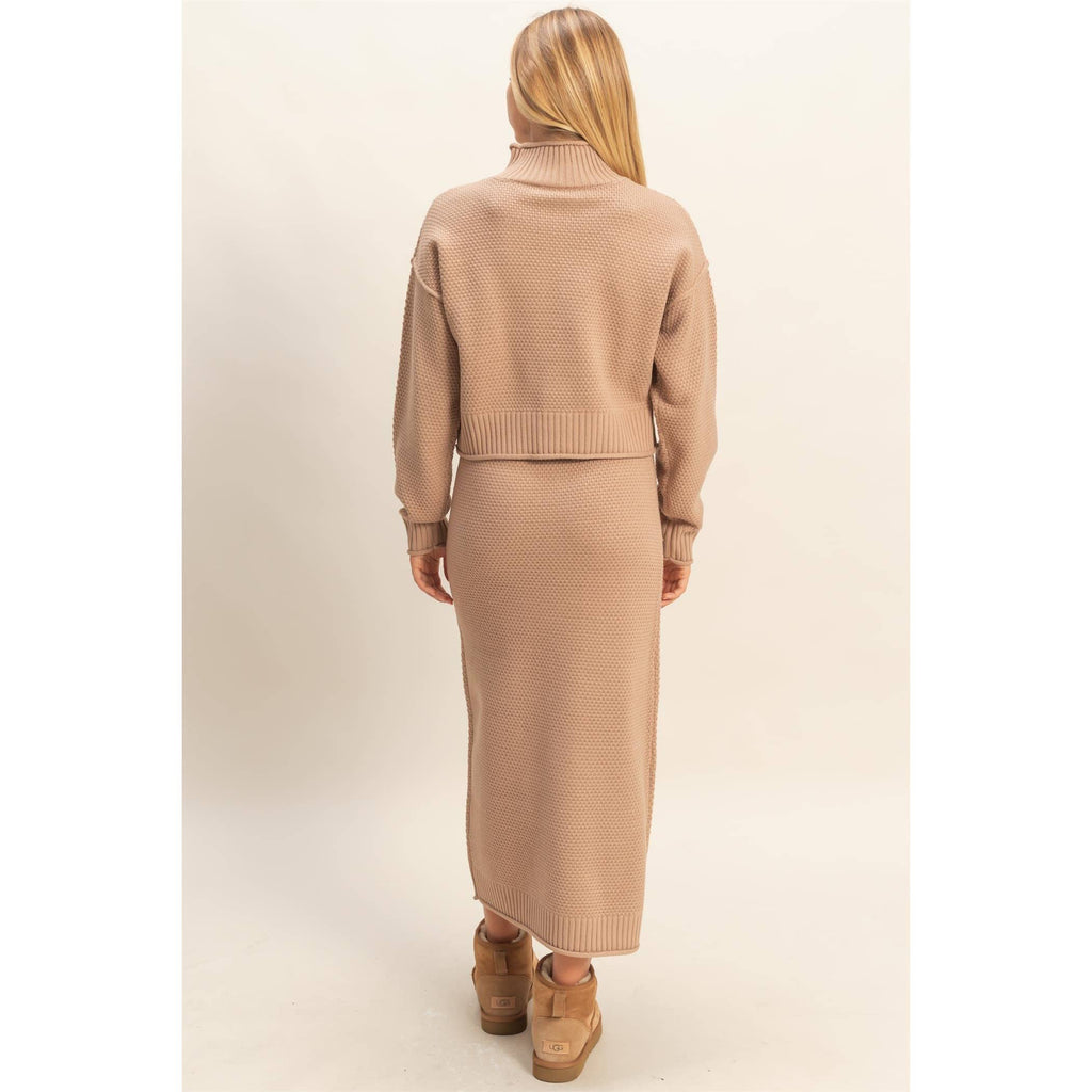 Textured High Neck Sweater & Skirt Set: DARK TAUPE / S-M-L(2-2-2)